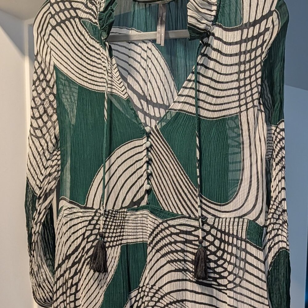 EUC Size M Anthropologie dress with slip